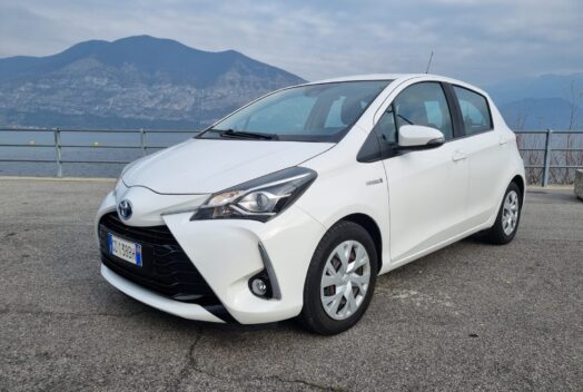 Toyota Yaris Hybrid automatic